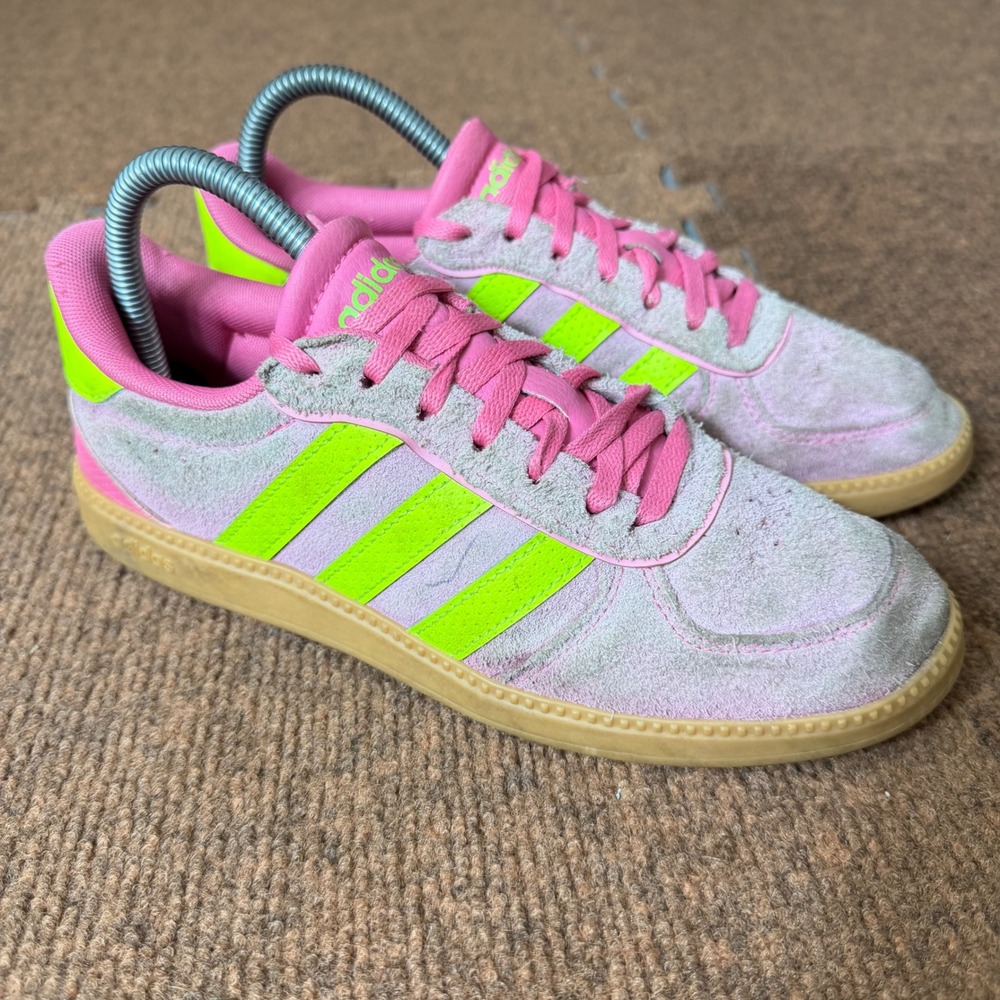 Adidas Cloudfoam Plus Sneakers Pink Neon Green Suede Gum Sole Low‎ Top Shoes 6.5